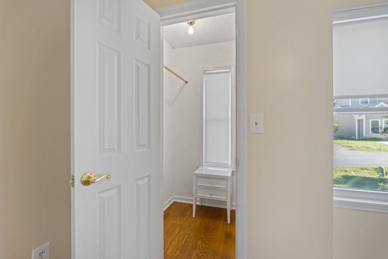 102 Whitehaven Ct.  Photo 16