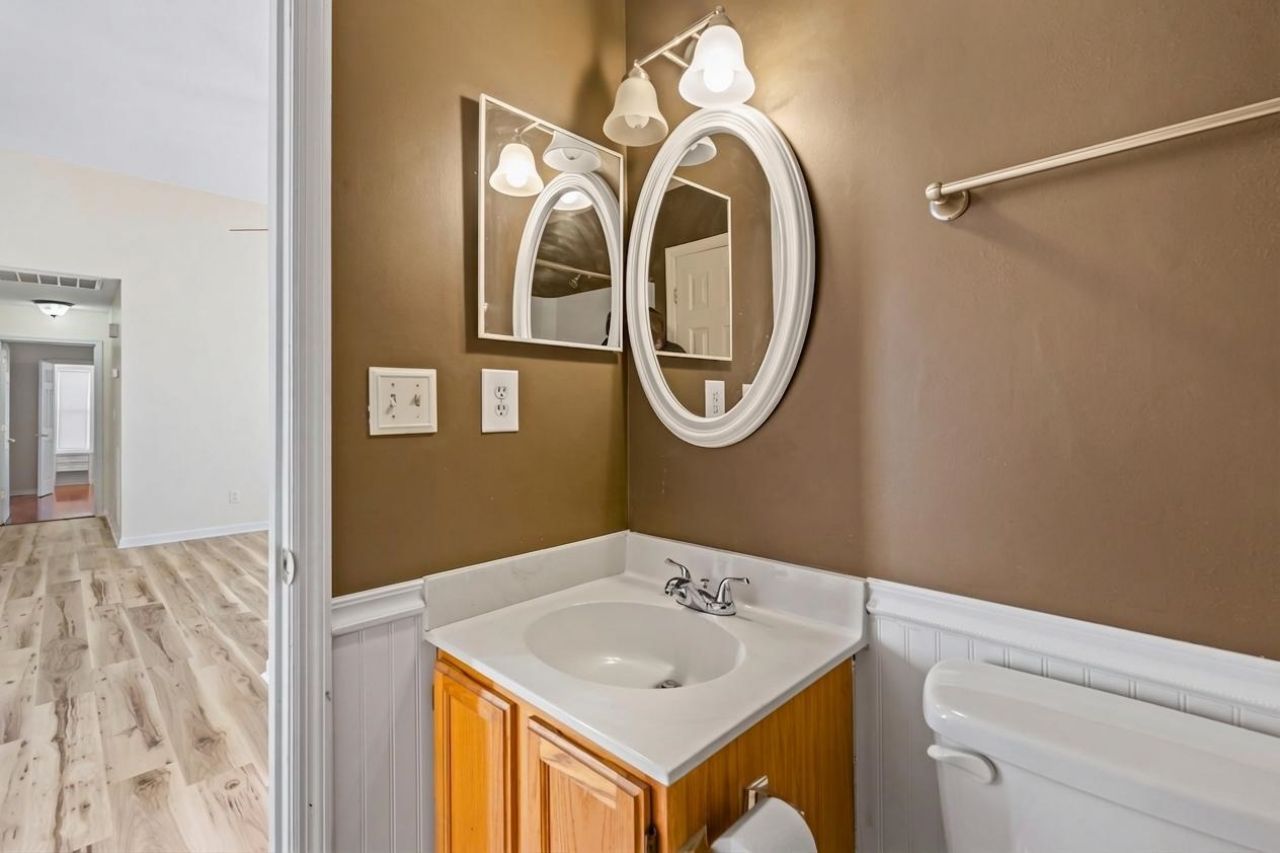 102 Whitehaven Ct.  Photo 24