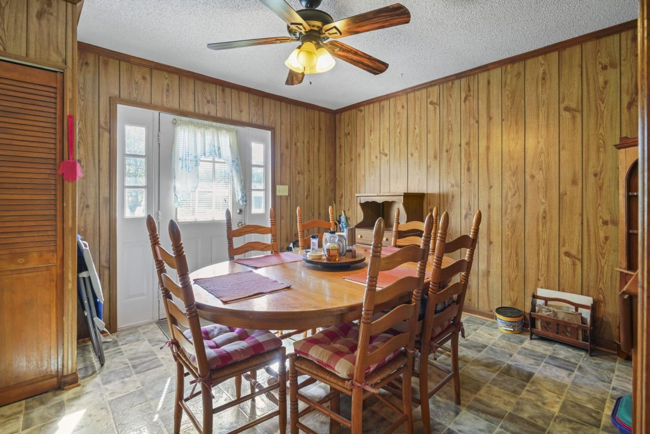 2501 Withers St. Photo 17