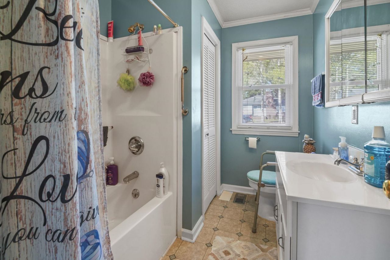 2501 Withers St. Photo 22