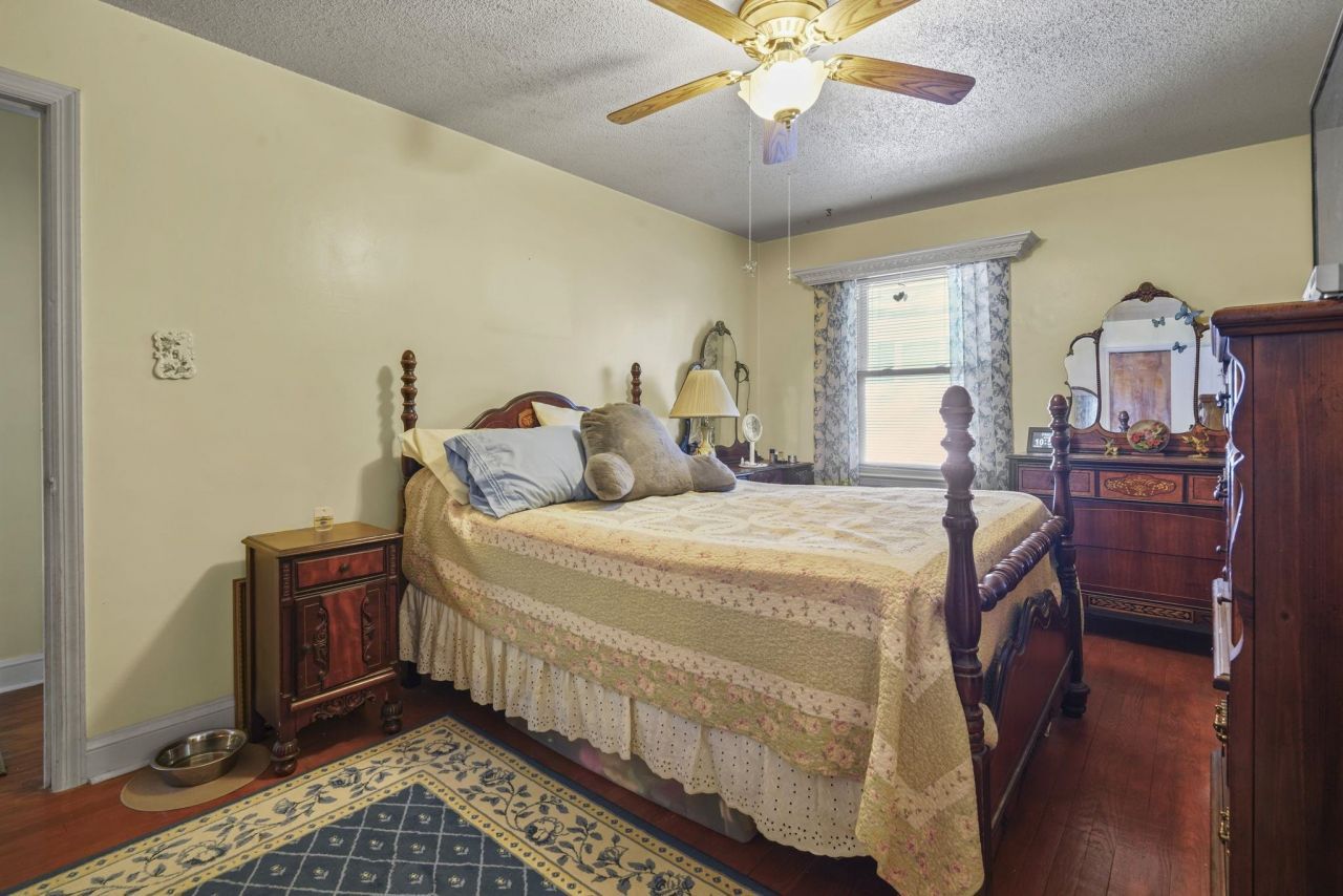 2501 Withers St. Photo 24