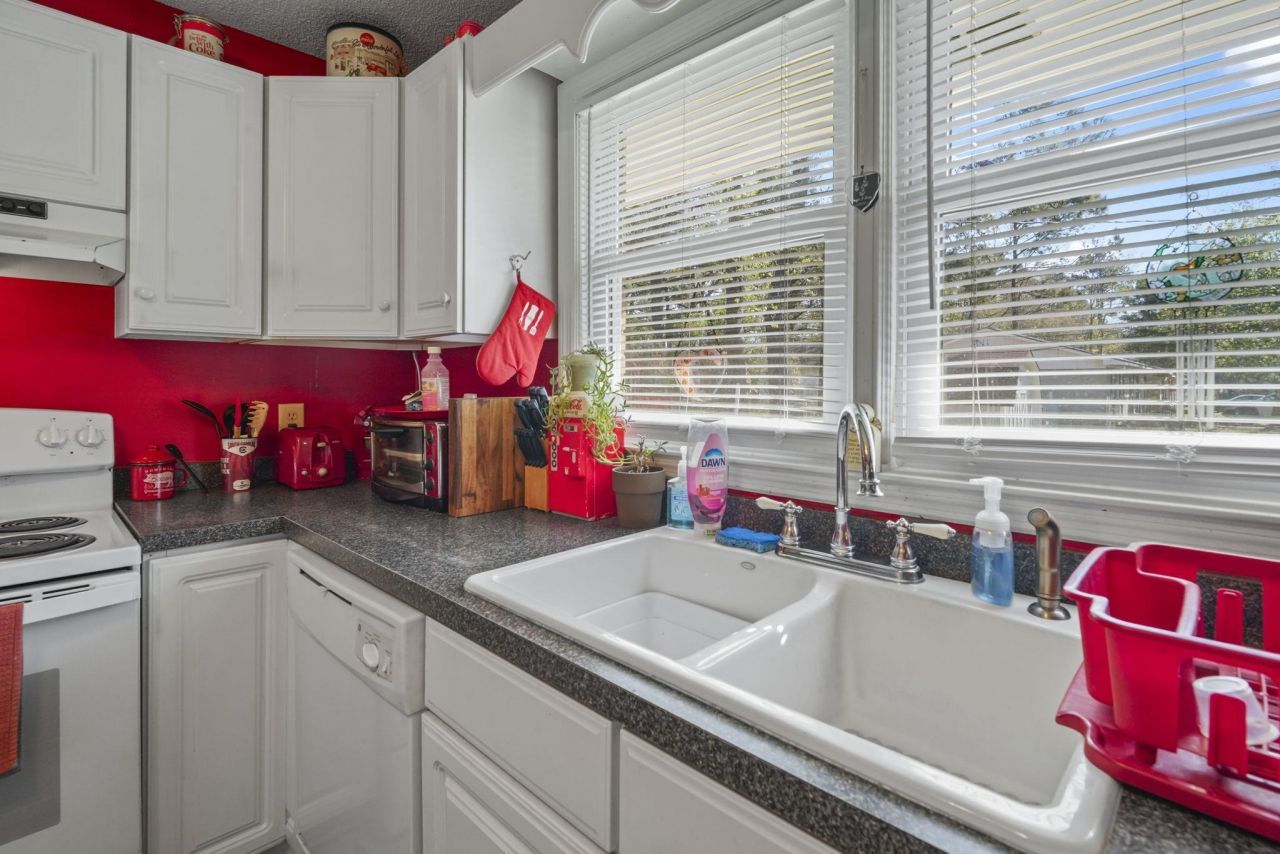 2501 Withers St. Photo 7