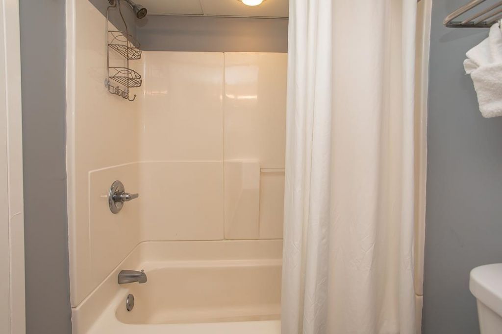 201 74th Ave. N  Photo 21