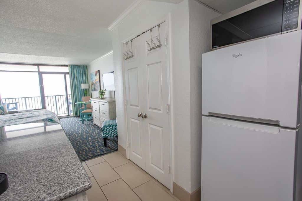 201 74th Ave. N  Photo 9