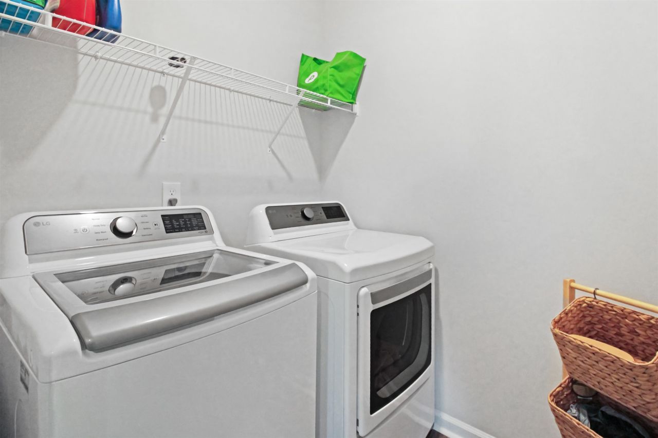 146 Ardeer Ct. Photo 26