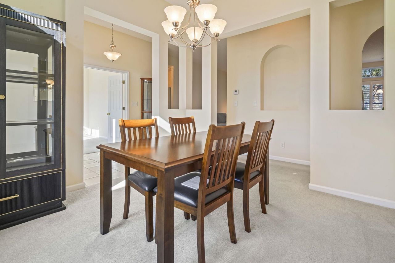 2 Hearthstone Way Photo 16