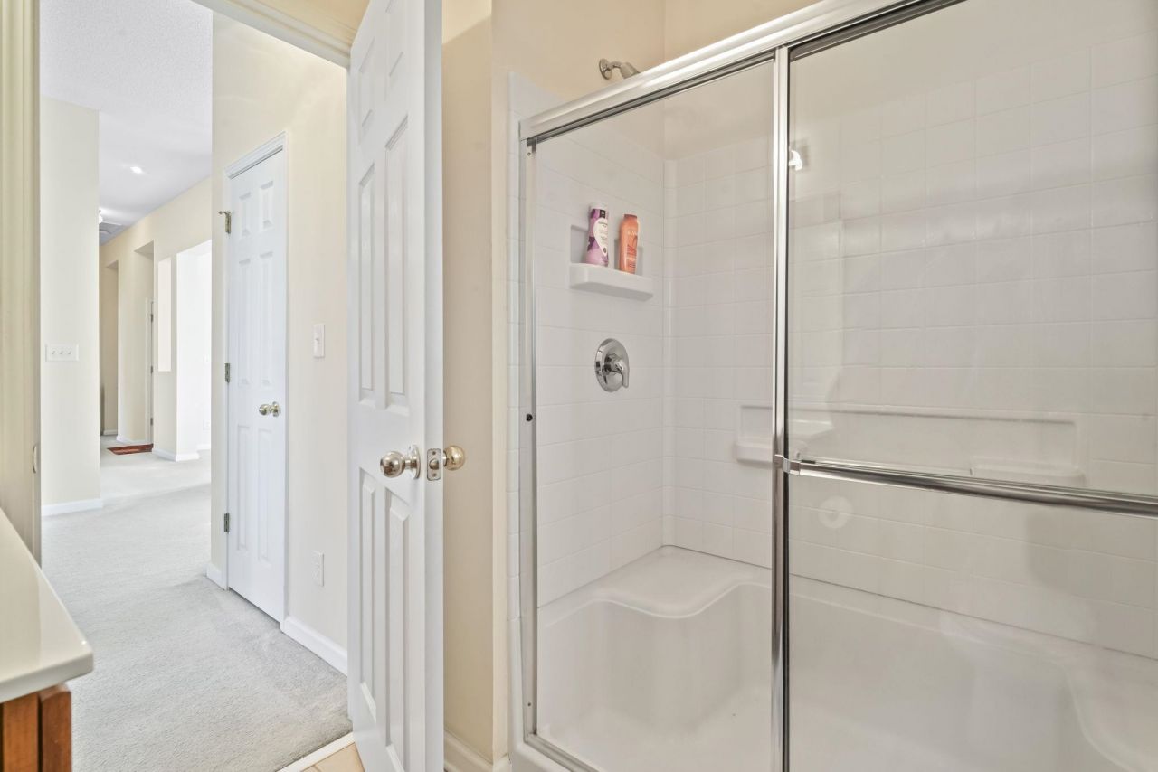 2 Hearthstone Way Photo 19