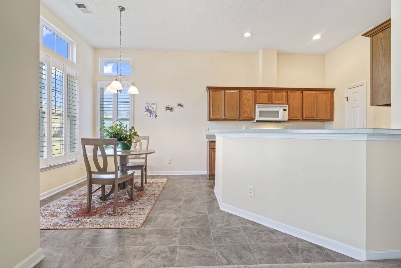 2 Hearthstone Way Photo 24