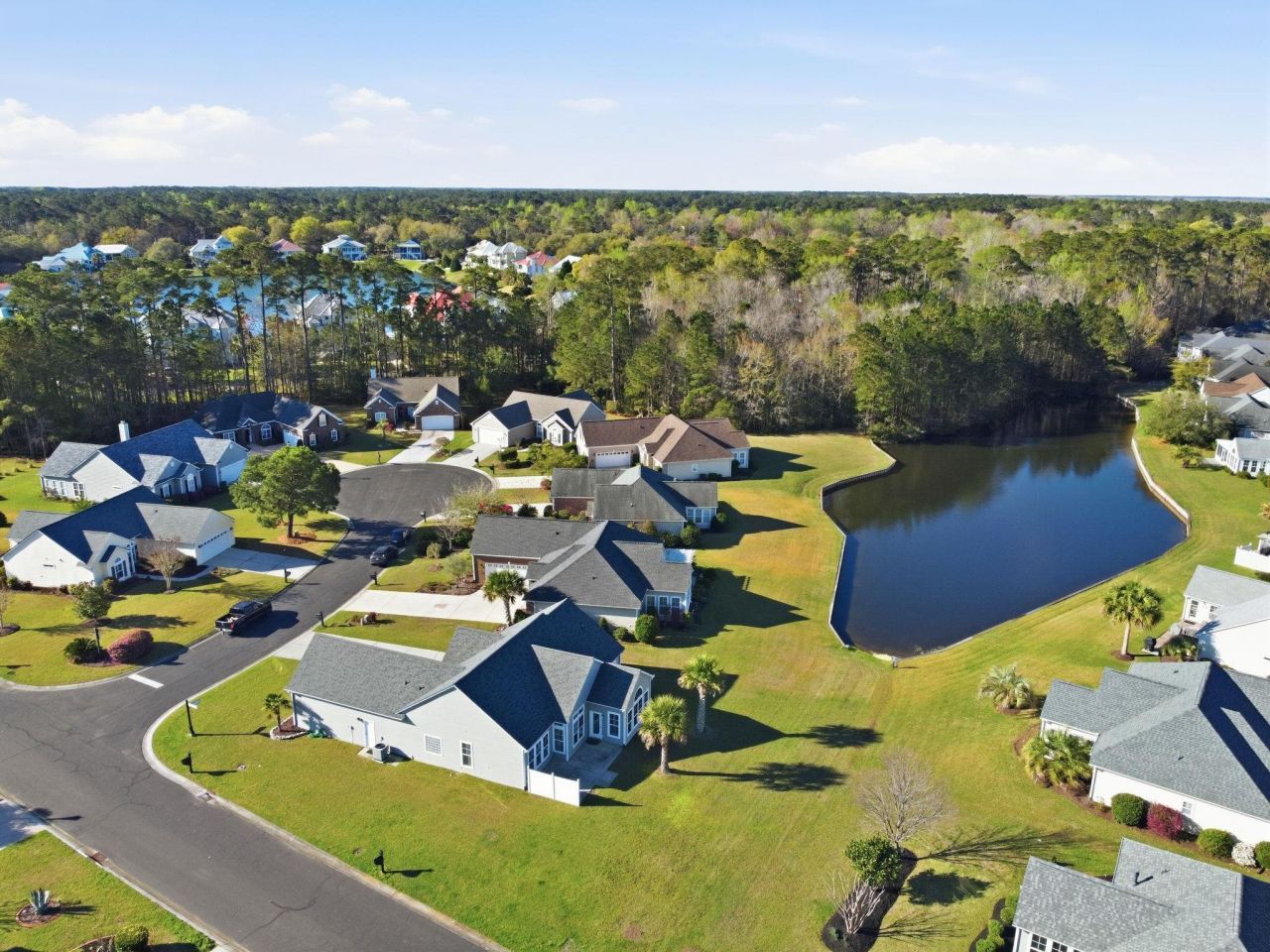 2 Hearthstone Way Photo 3