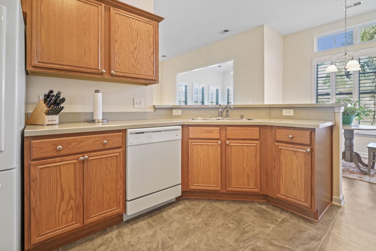 2 Hearthstone Way Photo 31