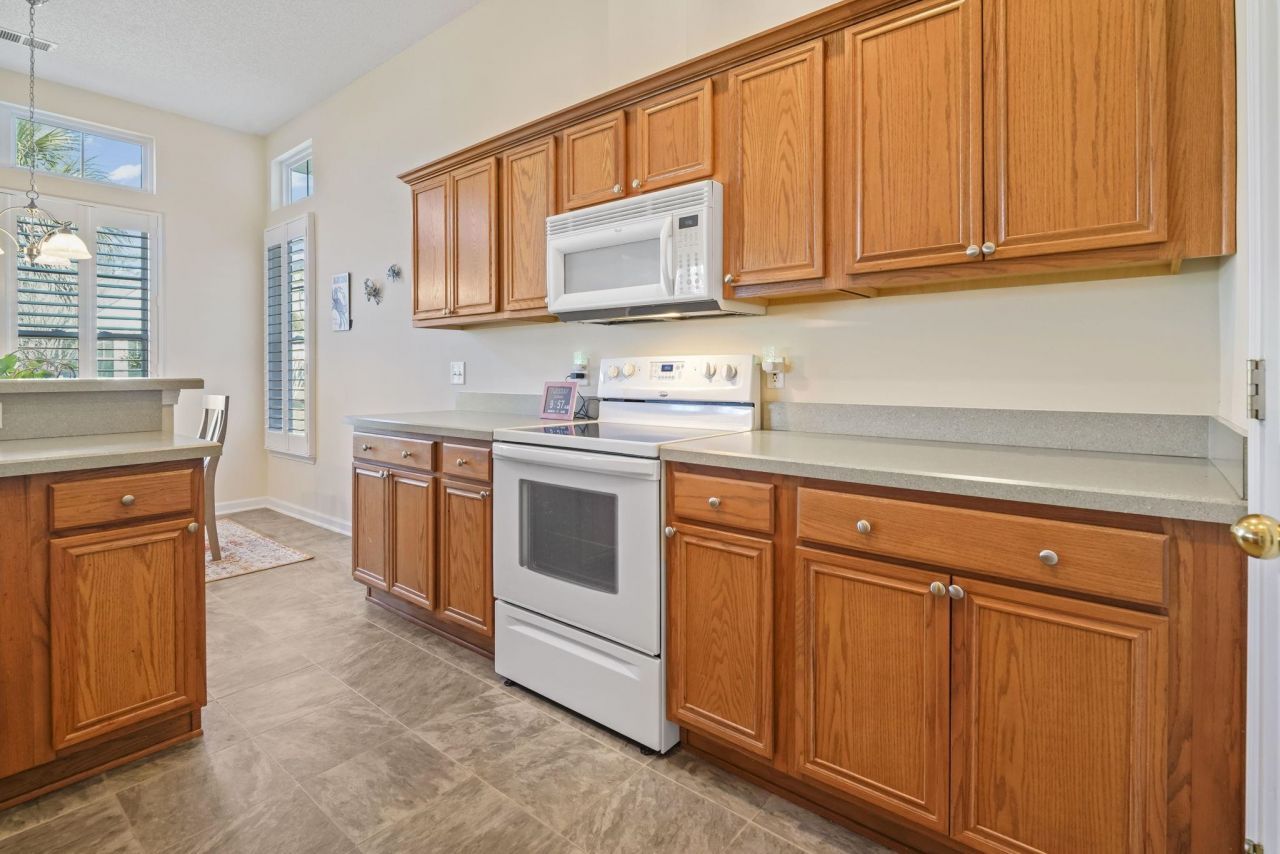 2 Hearthstone Way Photo 32