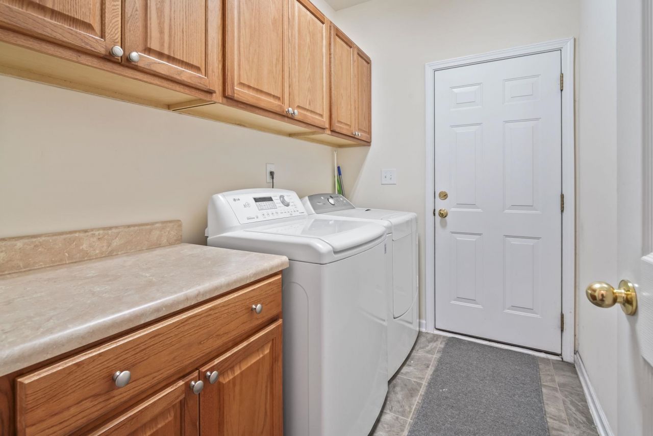 2 Hearthstone Way Photo 40