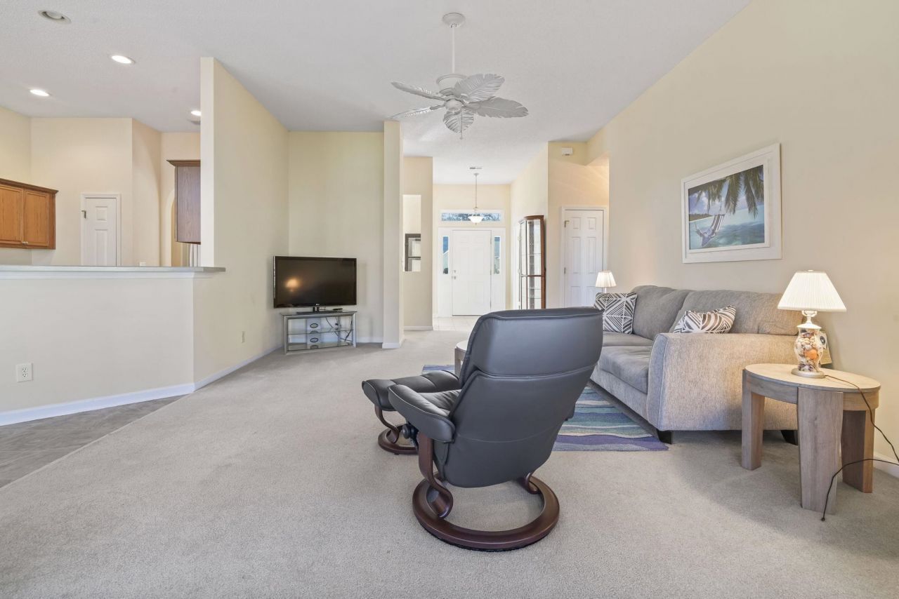 2 Hearthstone Way Photo 41