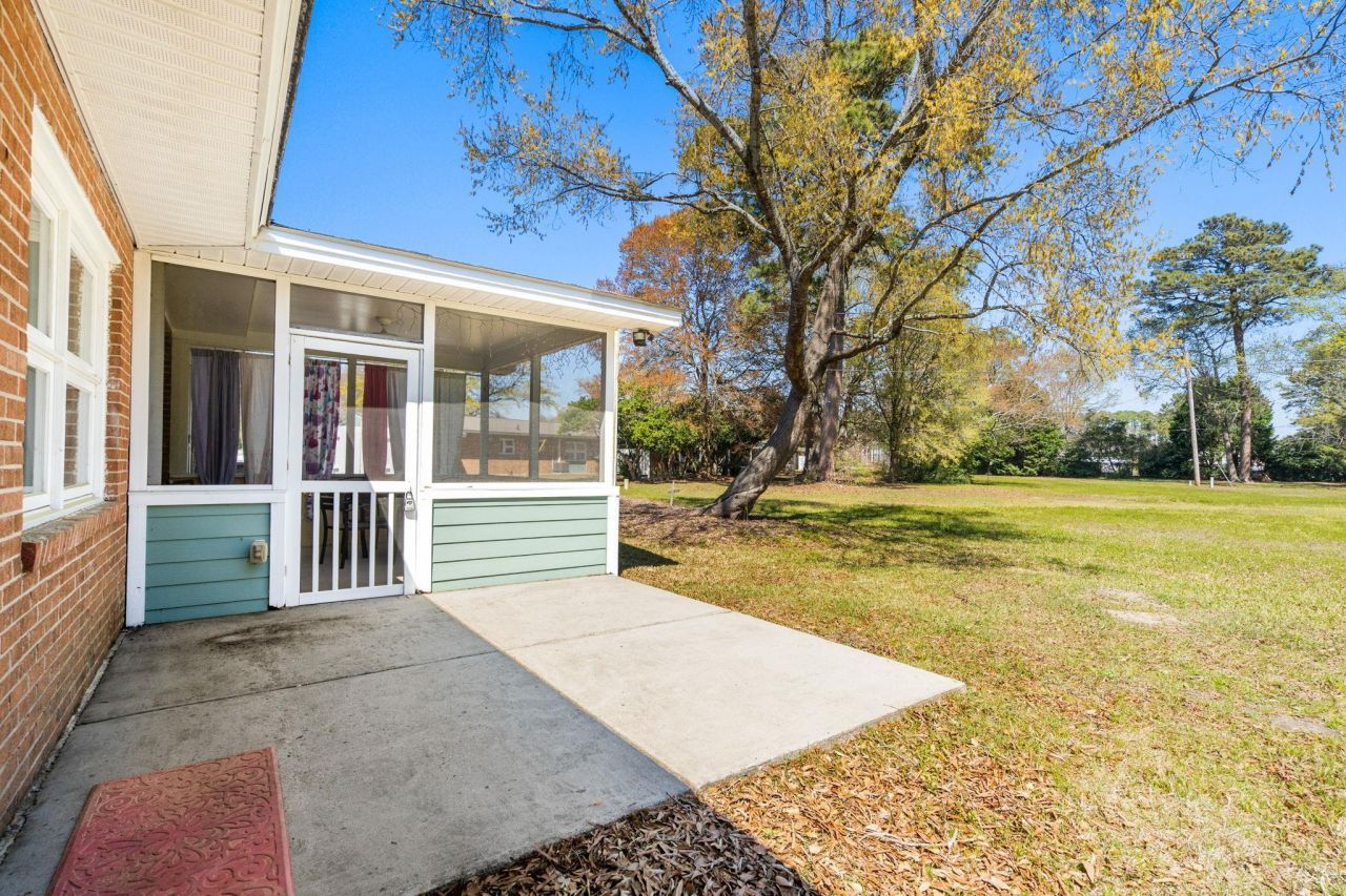 3728 Tea Rose St.  Photo 22