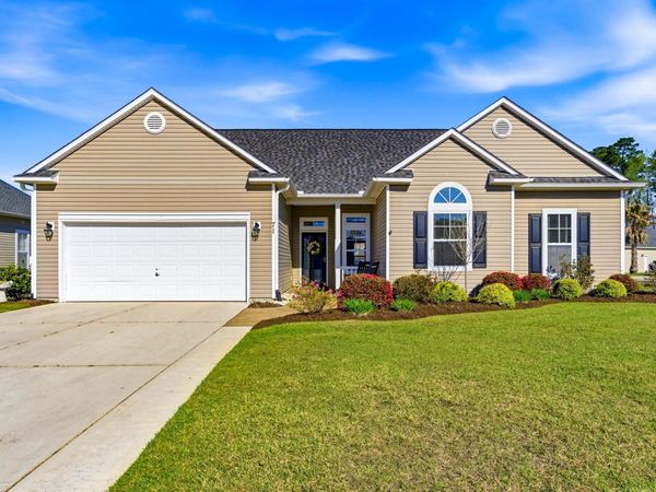 71 Willowbend Dr., Murrells Inlet, SC 29576