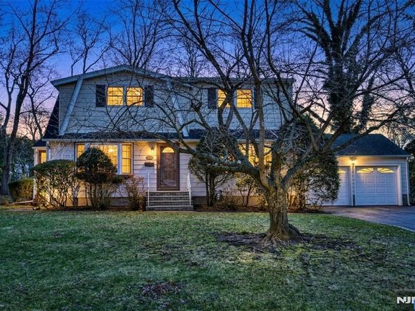 31 Godfrey Terrace, GLEN ROCK, NJ 07452