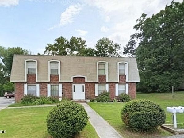 7500 Falling Leaves Circle, Knoxville, TN 37909