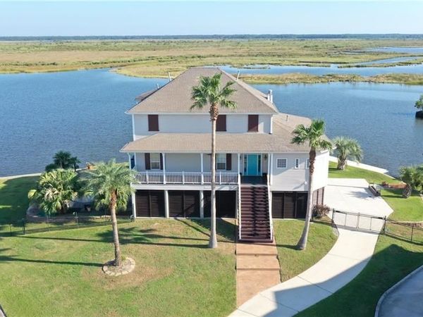 520 CARR Drive, Slidell, LA 70458