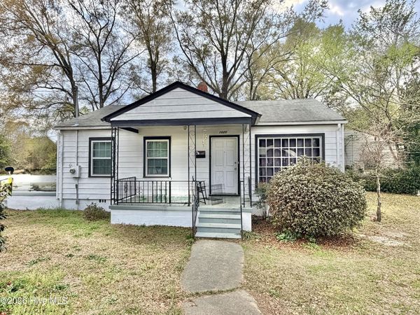 1025 E Caswell Street , Kinston, NC 28501