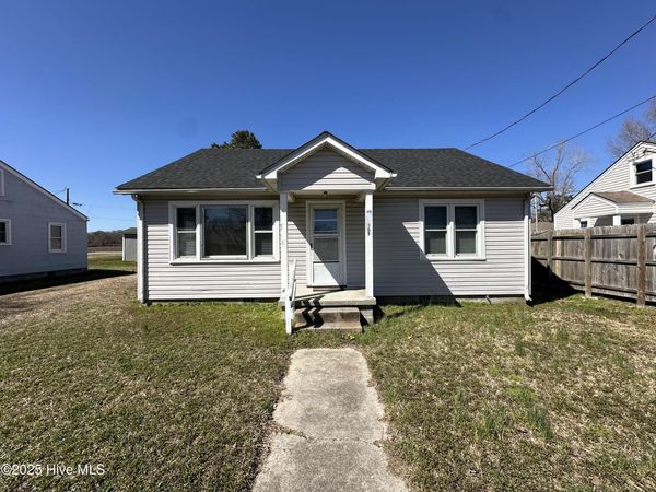 109 Merriwood Avenue, Elizabeth City, NC 27909