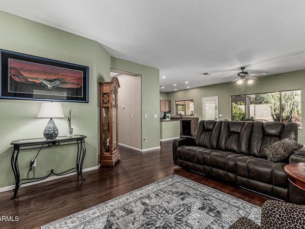 6610 W Range Mule Drive, Phoenix, AZ 85083