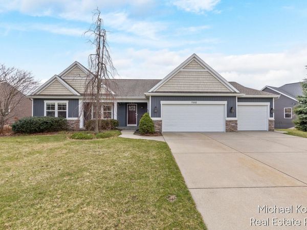 7532 Waterline Drive, Allendale, MI 49401