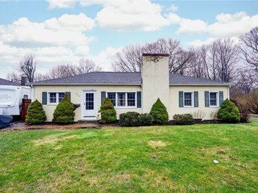 206 Bluff Drive, East Rochester, NY 14445