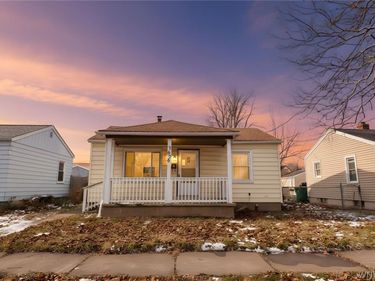 3028 Welch Avenue, Niagara Falls, NY 14303