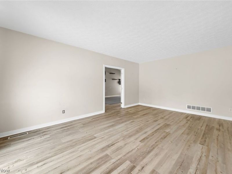 3136 Helston Avenue , Akron, OH 44312 Photo 11