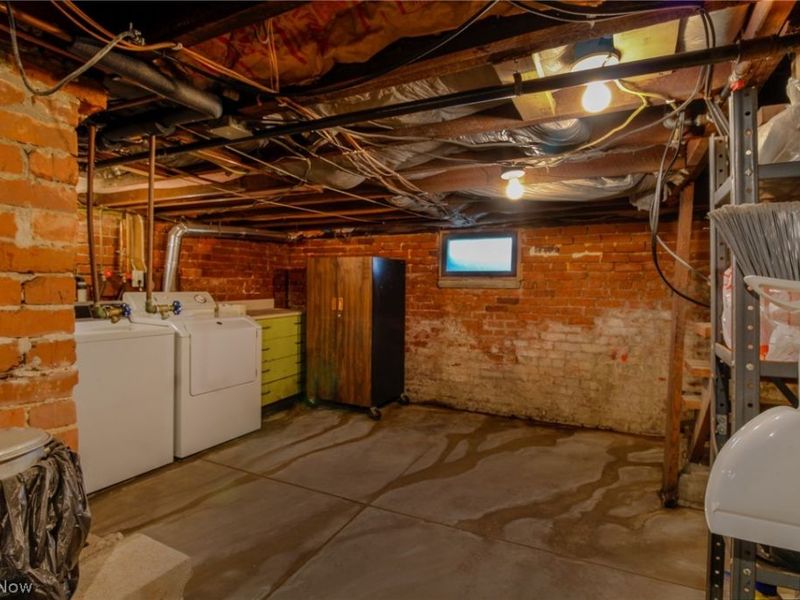 210 E Montgomery Street , Marietta, OH 45750 Photo 21