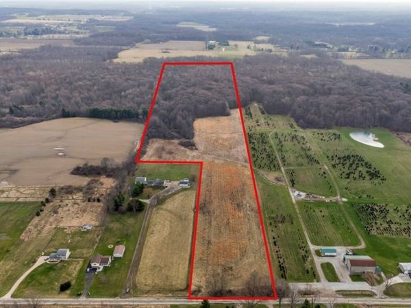 Nichols Road , Windham, OH 44288