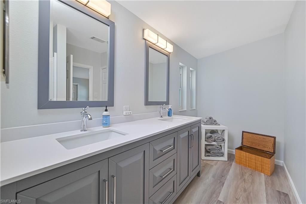 17501 Primrose Ct, Fort Myers Beach, FL 33931 Photo