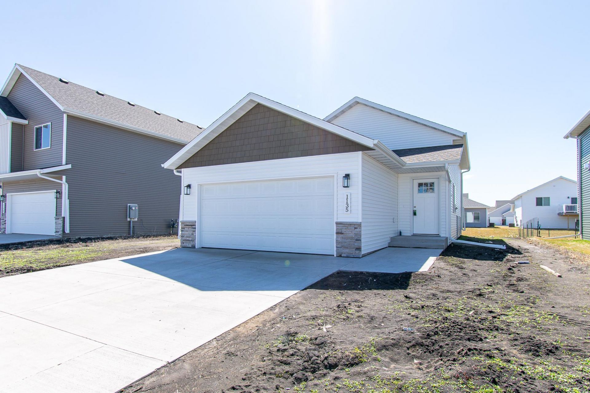 1135 Jill Drive W, West Fargo, ND 58078 Main Photo