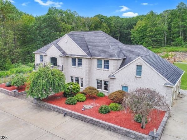 87 Walnut Valley Rd, Blairstown, NJ 07832