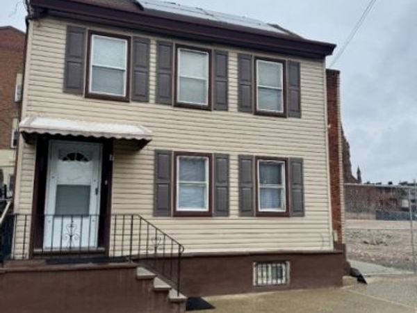 7 Marshall St, Paterson, NJ 07501