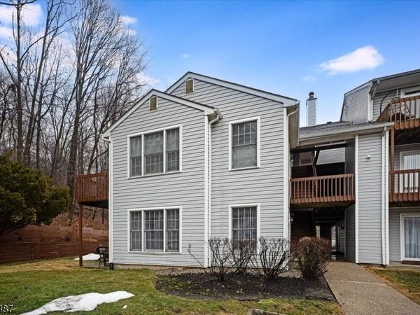 113 Stonyridge Dr, Lincoln Park, NJ 07035