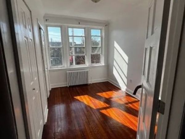 1254 Paterson Plank Rd, Unit 2B, Secaucus, NJ 07094