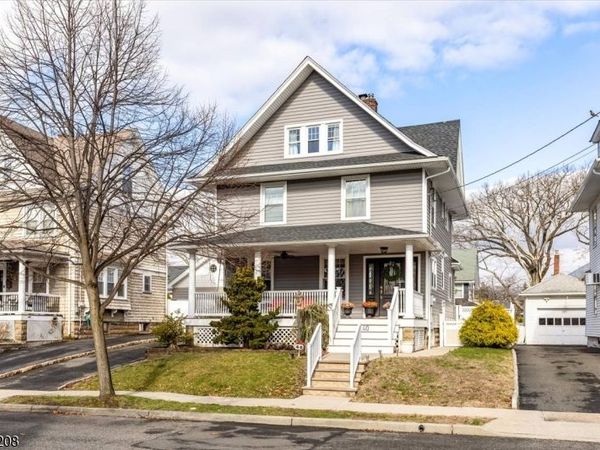 40 Courier Pl, Rutherford, NJ 07070