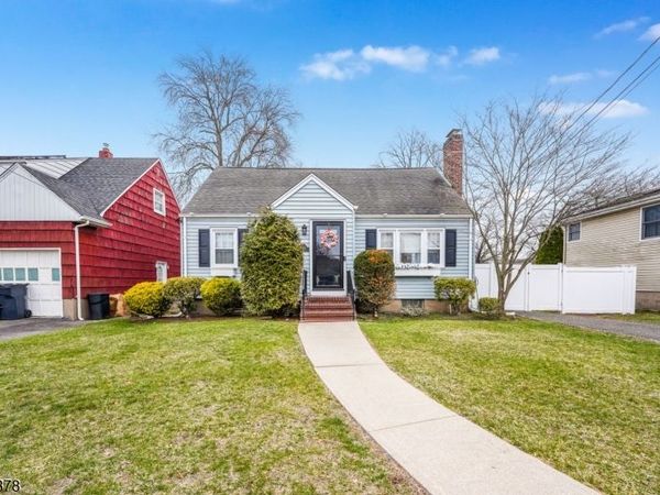 183 Ames Ave, Bergenfield, NJ 07621