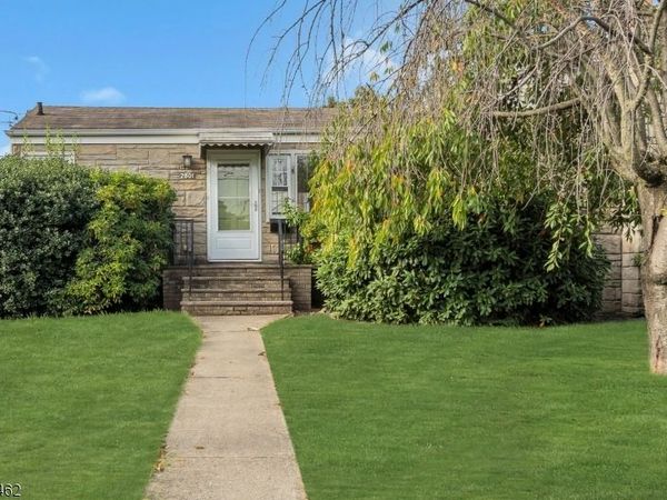 2801 Dewitt Ter, Linden, NJ 07036