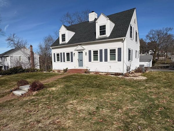 226 North Street, Manchester, NH 03104