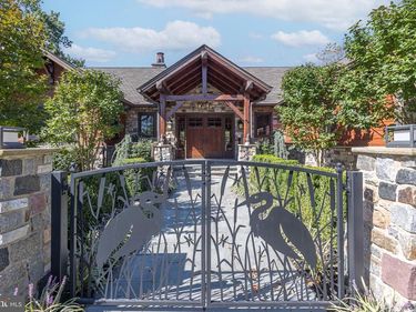 992 - 994 WORTHINGTON MILL ROAD, NEWTOWN, PA 18940