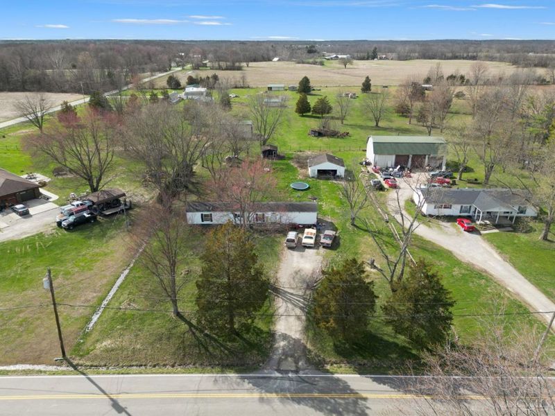 1703 Swings Corner Pt Isab Road, Bethel, OH 45106 Photo 17