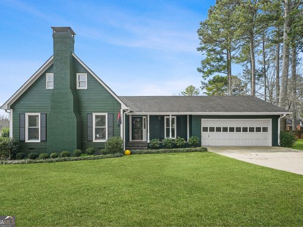 208 Larcom Lane, Griffin, GA 30224