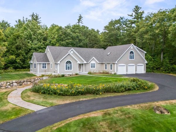 179 Benjamin Wentworth Drive, Tamworth, NH 03886