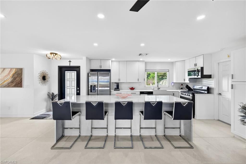 1722 SE 28th St, Cape Coral, FL 33904 Photo