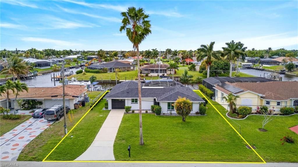 1722 SE 28th St, Cape Coral, FL 33904 Photo