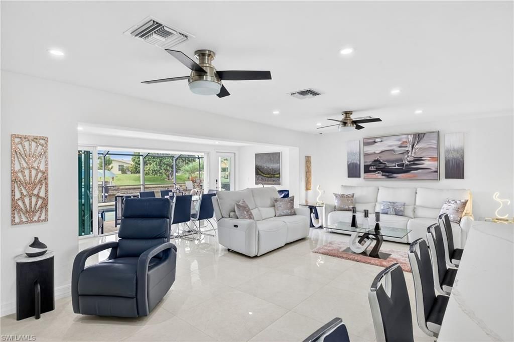 1722 SE 28th St, Cape Coral, FL 33904 Photo