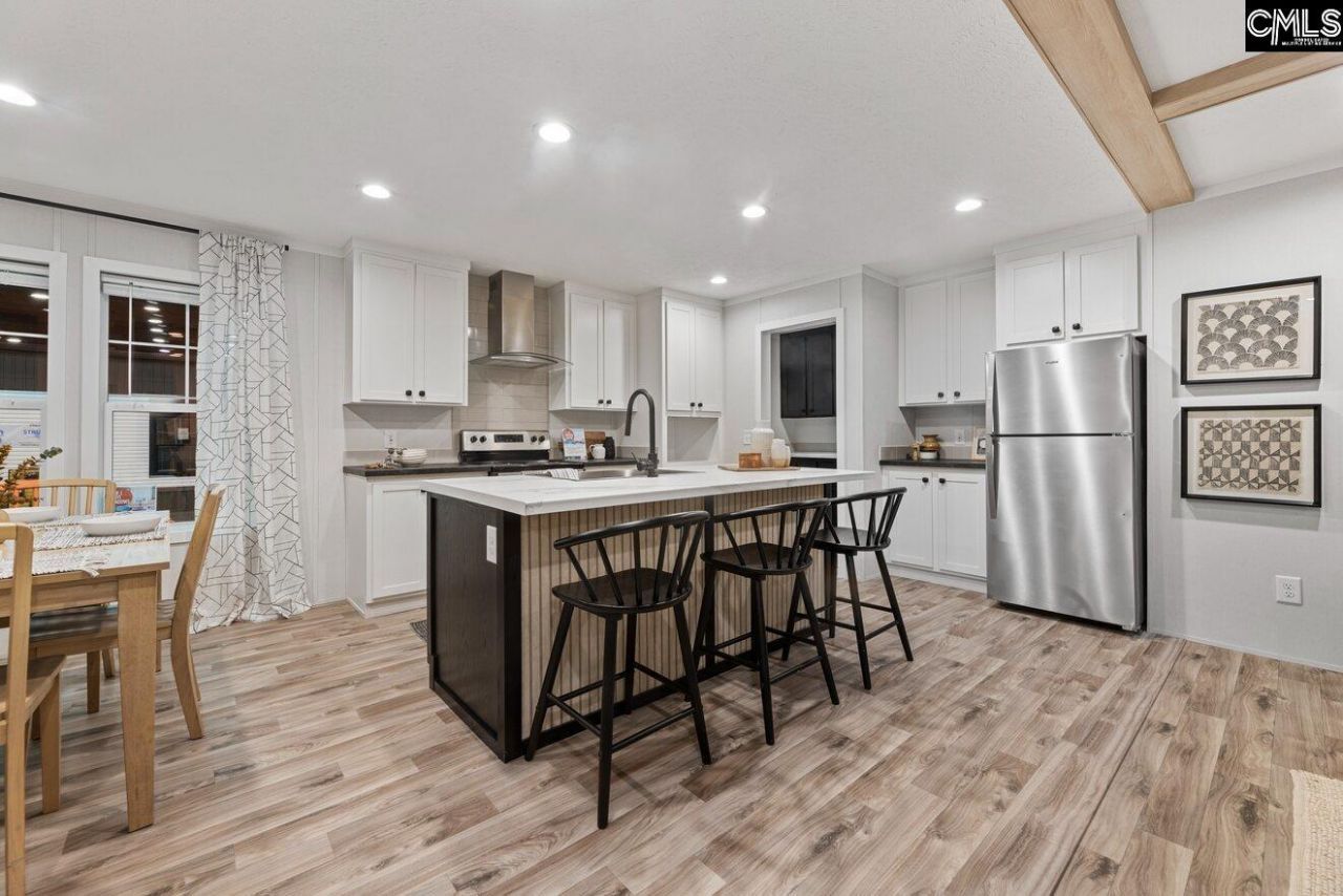 211 Shirway Court Photo 12