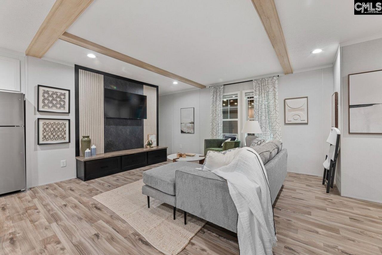 211 Shirway Court Photo 14